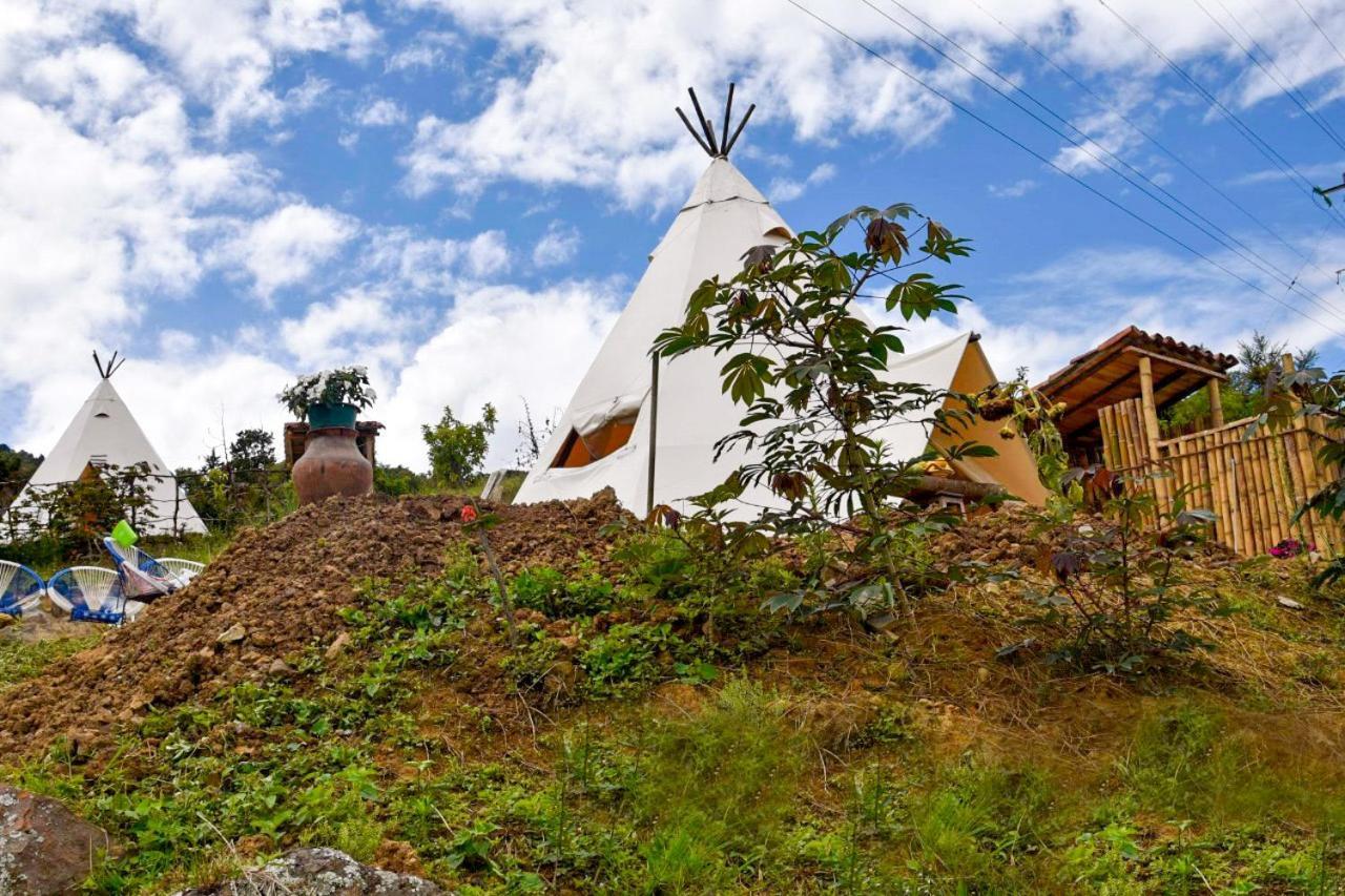 Hostal Las Valkirias Matanza Exterior foto